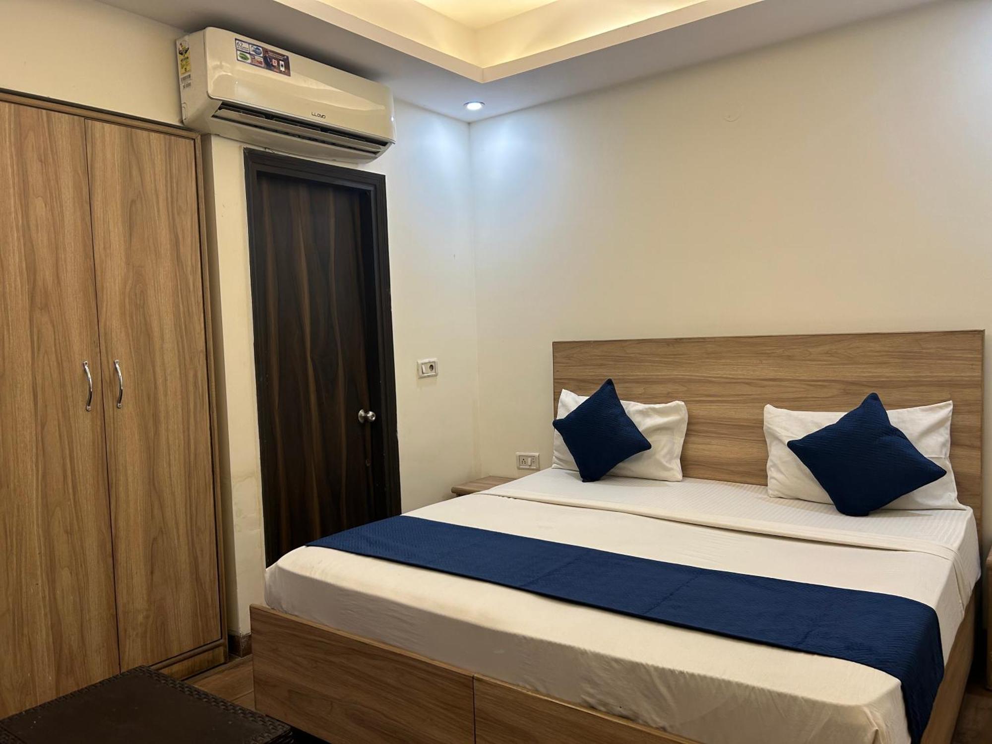 Airport Hotel Golden Bliss Near Delhi Airport Nuova Delhi Esterno foto